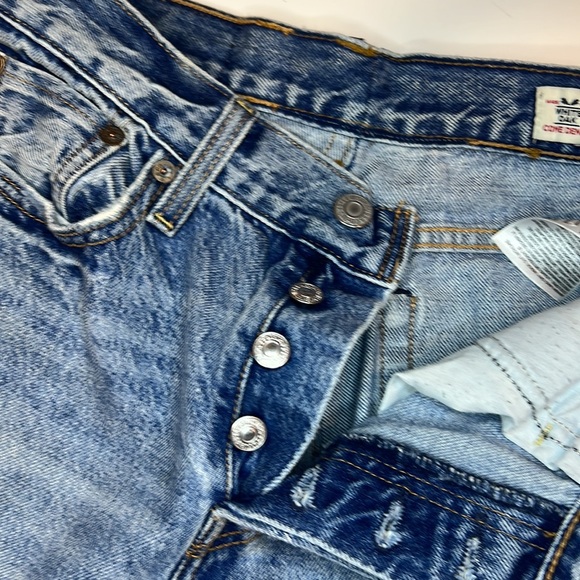Levis Wedgie Jeans made with White Oak Cone Denim Sz 26 - Picture 11 of 13